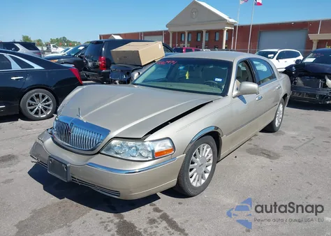 2004 Lincoln Town Car Signature из США, поврежденный, VIN 1LNHM81W44Y617901